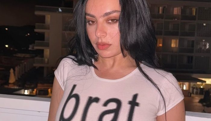 1-charli-xcx-brat.jpg 1-charli-xcx-brat.jpg