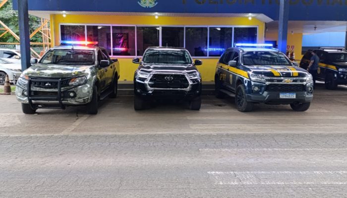 131169_apreensao-de-carro-gefron-e-prf-jpeg.jpeg 131169_apreensao-de-carro-gefron-e-prf-jpeg.jpeg