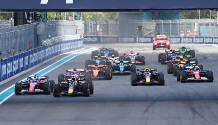 1746012445_max-verstappen-red-bull-racing.jpg 1746012445_max-verstappen-red-bull-racing.jpg