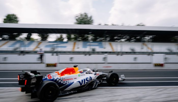 1760091509_isack-hadjar-racing-bulls-team.jpg 1760091509_isack-hadjar-racing-bulls-team.jpg