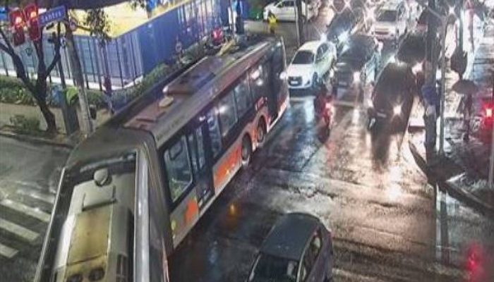 176013776168e99221d15b5_1760137761_3x2_lg.jpg 176013776168e99221d15b5_1760137761_3x2_lg.jpg