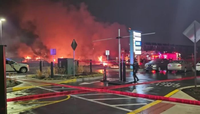 2025-02-01T012942Z_1_LOP789201022025RP1_RTRMADP_BASEIMAGE-960X540_USA-CRASH-PENNSYLVANIA-UGC.jpg 2025-02-01T012942Z_1_LOP789201022025RP1_RTRMADP_BASEIMAGE-960X540_USA-CRASH-PENNSYLVANIA-UGC.jpg