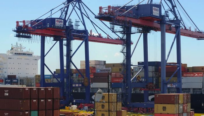 901232-portuarios_paralisam_atividades_9763.jpg 901232-portuarios_paralisam_atividades_9763.jpg