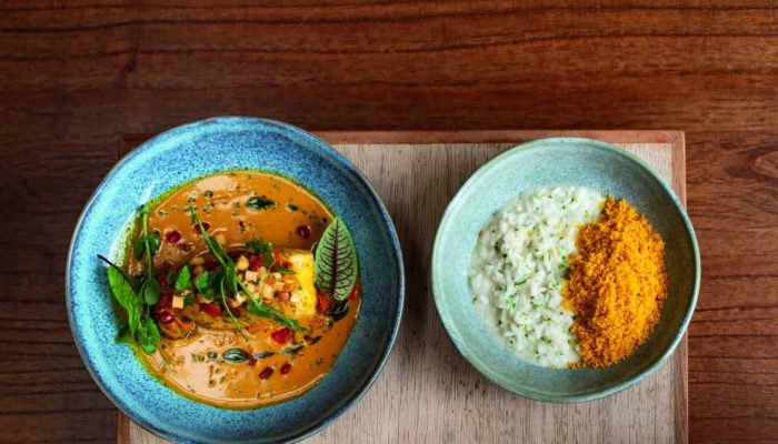 Ae-Cozinha-peixe-do-dia-grelhado-garoupa-ao-molho-de-mexilhao-e-acafrao-espanhol-vinagrete-de-banana.jpeg Ae-Cozinha-peixe-do-dia-grelhado-garoupa-ao-molho-de-mexilhao-e-acafrao-espanhol-vinagrete-de-banana.jpeg