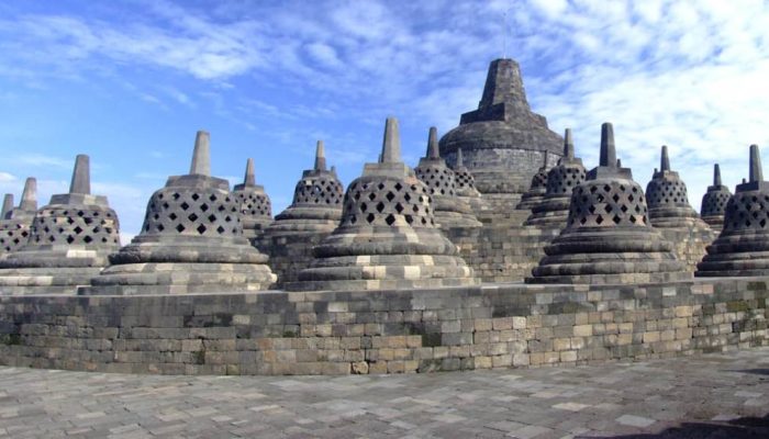 Borobudur.jpg Borobudur.jpg