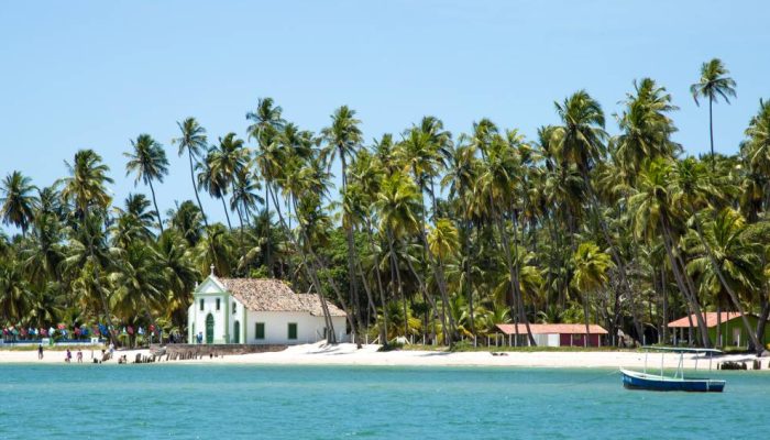 Expressoes_da_colonizacao_em_Praia_dos_Carneiros.jpg Expressoes_da_colonizacao_em_Praia_dos_Carneiros.jpg