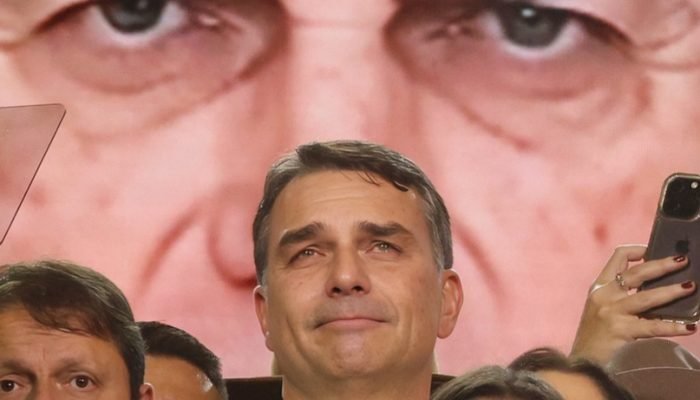 Flavio-Bolsonaro-convencao-PL.jpg