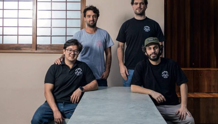 Gabriel-Fujita-Fernando-Damiao-Lucas-Ometto-e-Rodolfo-Srour-na-obra-do-espaco-fisico-do-Fat-Buddha-C.jpeg Gabriel-Fujita-Fernando-Damiao-Lucas-Ometto-e-Rodolfo-Srour-na-obra-do-espaco-fisico-do-Fat-Buddha-C.jpeg