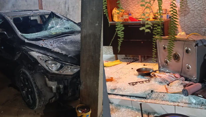 Homem-jogou-carro-contra-a-propria-casa.png Homem-jogou-carro-contra-a-propria-casa.png
