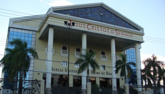 Igreja-Universal.jpg