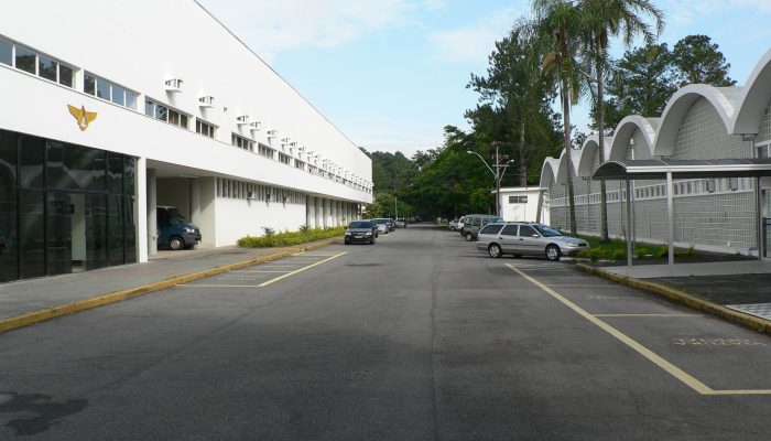 Instituto_Tecnologico_de_Aeronautica_ITA_main_street.jpg