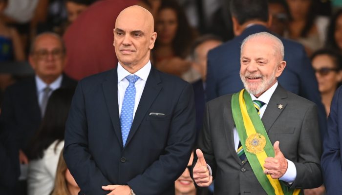 Lula-Alexandre-de-Moraes-Luis-Roberto-Barroso.jpg