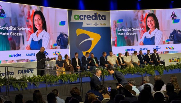 O-presidente-do-Sebrae-Decio-Lima-participa-em-Cuiaba-de-evento-de-lancamento-de-nova-linha-de-credi.jpeg