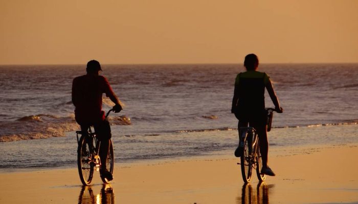 Pedalando_na_Praia.jpeg