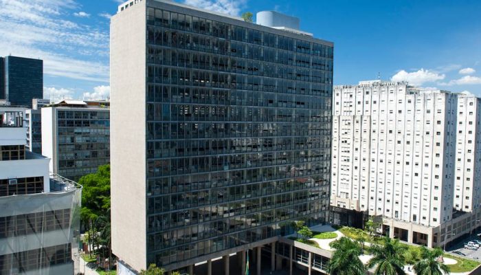 Vista_da_fachada_sul_do_Palacio_Gustavo_Capanema.jpg Vista_da_fachada_sul_do_Palacio_Gustavo_Capanema.jpg