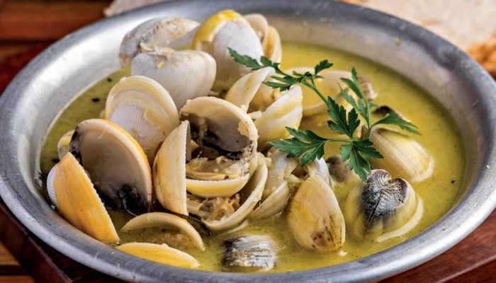 Vongole-_Piteo-Piano-Bar-8.jpg.jpg