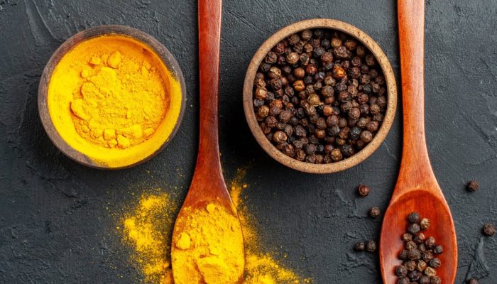 acafrao-pimenta-curcuma-e1758551854818.jpg