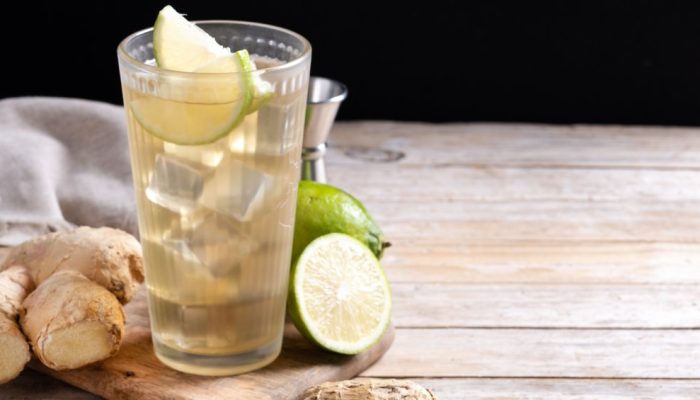 agua-com-gengibre.jpg agua-com-gengibre.jpg