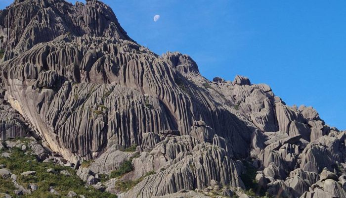 agulhas-negras-itatiaia.jpg agulhas-negras-itatiaia.jpg
