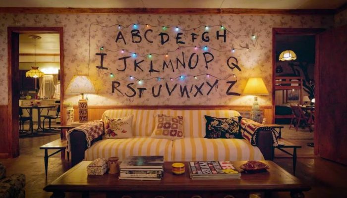 airbnb-stranger-things.jpg