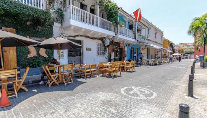 airbnb.webp.jpeg airbnb.webp.jpeg