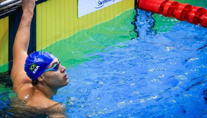 arthur_xavier_ouro_world_series_barcelona_2026_natacao_paral.jpg