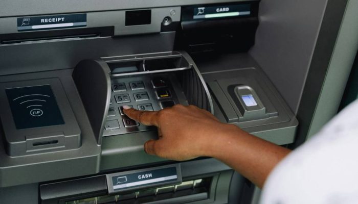 atm-fee-saver-aplicativo-sacar-dinheiro-exterior.jpg