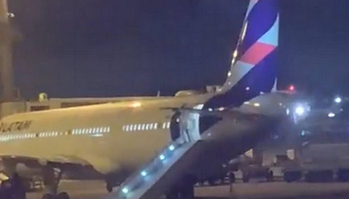 aviao-latam.jpg aviao-latam.jpg