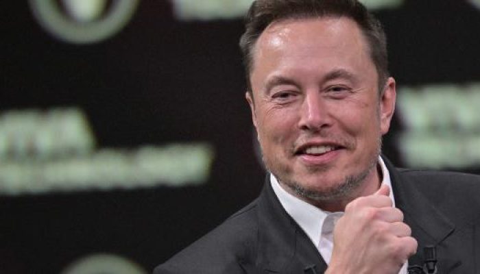 bilionario-elon-musk-discursa-durante-participacao-em-feira-de-tecnologia-em-paris-franca-1689250669.jpeg bilionario-elon-musk-discursa-durante-participacao-em-feira-de-tecnologia-em-paris-franca-1689250669.jpeg