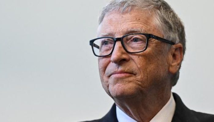 bill-gates-cofundador-da-microsoft-em-visita-ao-primeiro-ministro-do-reno-unido-rishi-sunak-em-londr.jpeg bill-gates-cofundador-da-microsoft-em-visita-ao-primeiro-ministro-do-reno-unido-rishi-sunak-em-londr.jpeg