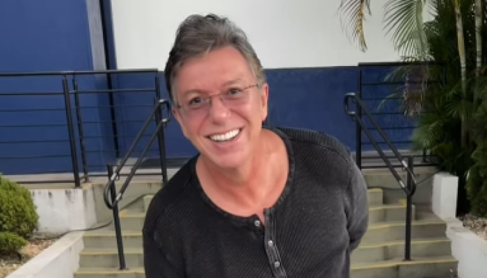 boninho-homenagem-silvio-santos_3c088c-e1742513249131.png boninho-homenagem-silvio-santos_3c088c-e1742513249131.png