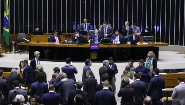 camara-deputados-aprova-pl.jpg