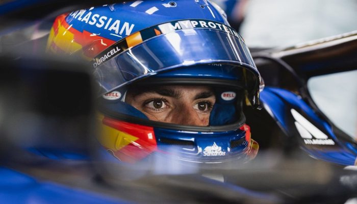 carlos-sainz-williams-fw47.jpg