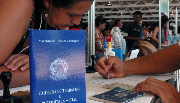 carteira_de_trabalho.jpg carteira_de_trabalho.jpg