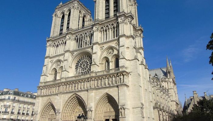 catedral-notre-dame-torres.jpg catedral-notre-dame-torres.jpg