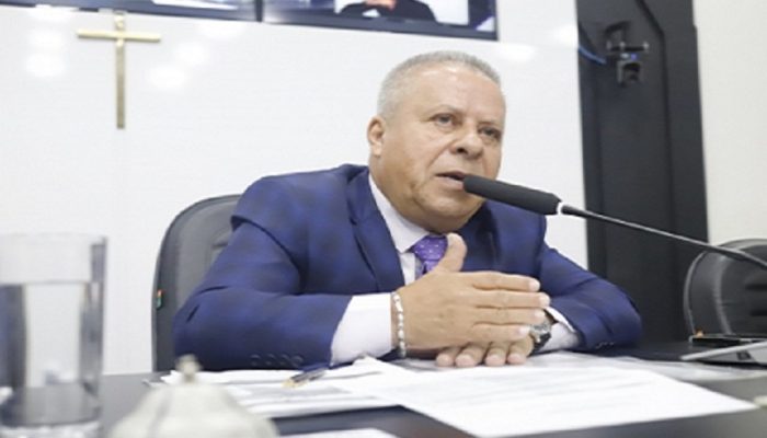 chico-2000-2.jpg chico-2000-2.jpg