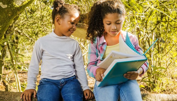 criancas-lendo.jpg criancas-lendo.jpg