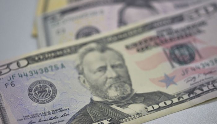 dolares.jpg dolares.jpg