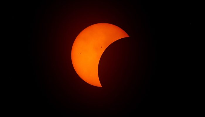 eclipse-total-1.jpg eclipse-total-1.jpg