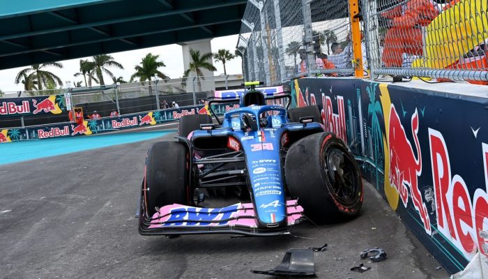esteban-ocon-alpine-a522-crash.jpg esteban-ocon-alpine-a522-crash.jpg