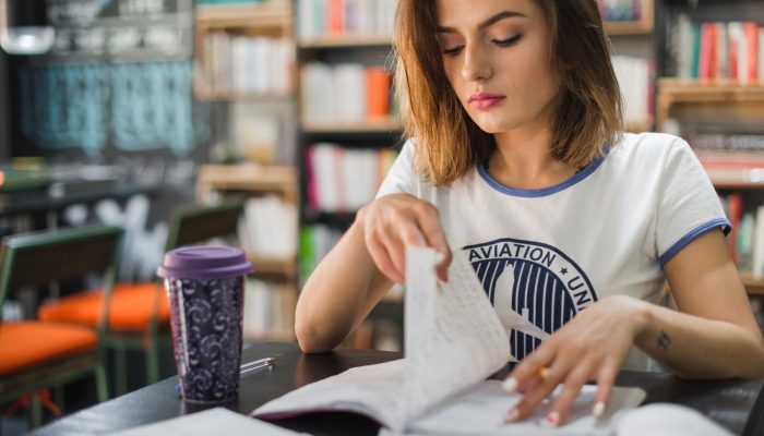estudante-5.jpg estudante-5.jpg