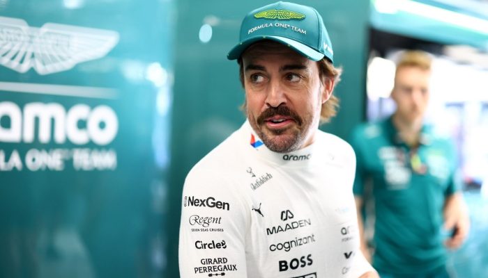 fernando-alonso-aston-martin-r.jpg