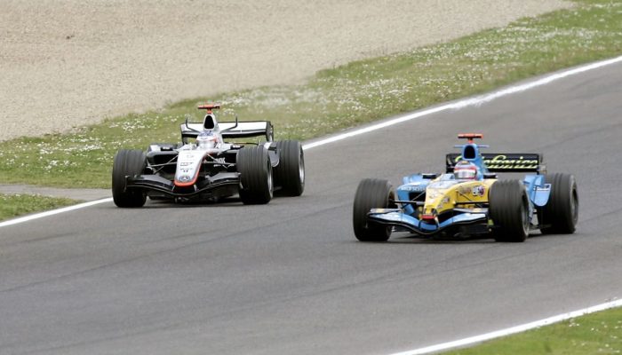 fernando-alonso-renault-r25-ki-2.jpg fernando-alonso-renault-r25-ki-2.jpg