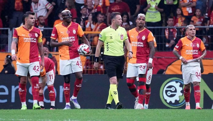 galatasaray-escandalo-arbitros-turquia-e1762509694652.jpg