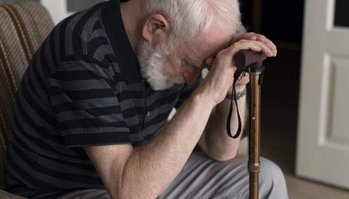 homem-idoso-medo-queda.jpg