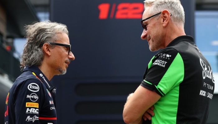 horner-aus-wie-sich-das-verhaeltnis-zwischen-red-bull-und-mclaren-aendert-25080710.jpg horner-aus-wie-sich-das-verhaeltnis-zwischen-red-bull-und-mclaren-aendert-25080710.jpg