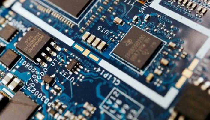 ilustracao-chips-semicondutores-em-uma-placa-de-circuito-de-um-computador-1747827039810_v2_615x300.j.jpeg ilustracao-chips-semicondutores-em-uma-placa-de-circuito-de-um-computador-1747827039810_v2_615x300.j.jpeg
