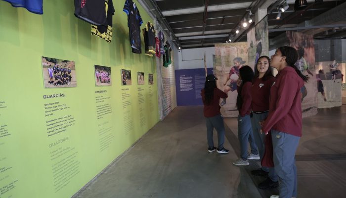 int8037.jpg int8037.jpg