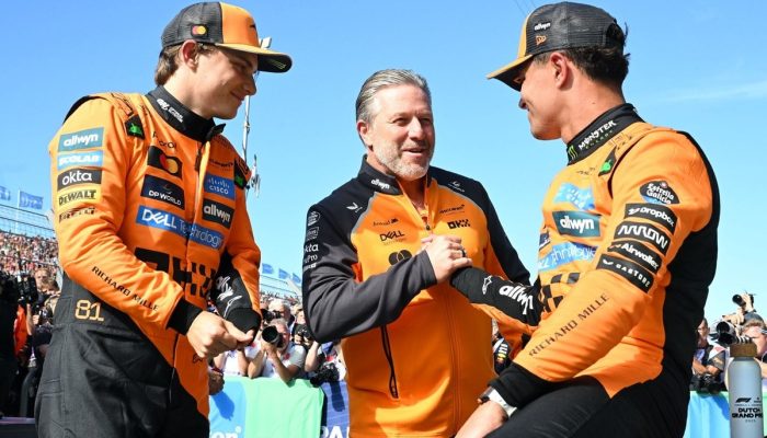 lando-norris-mclaren-oscar-pia.jpg lando-norris-mclaren-oscar-pia.jpg