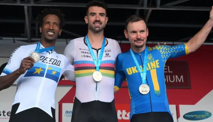 lauro_chaman_etapa_copa_do_mundo_ciclismo_belgica_2026.jpg